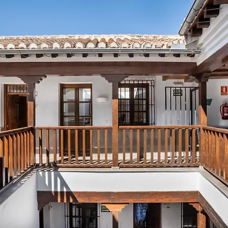 Limehome Calle Santa Ana *