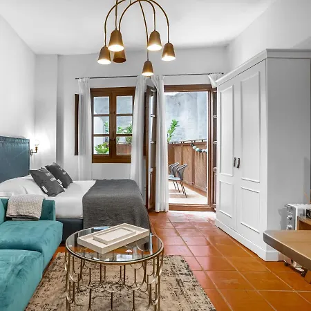 Limehome Calle Santa Ana