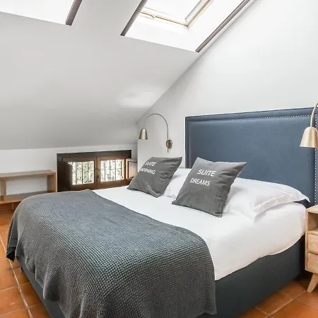 Limehome Calle Santa Ana Апартаменты Гранада