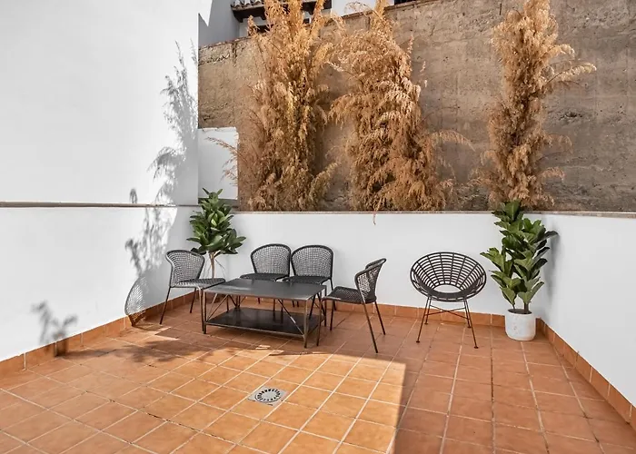 Limehome Calle Santa Ana
