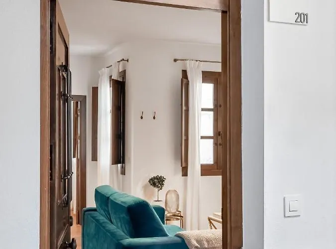 Limehome Calle Santa Ana