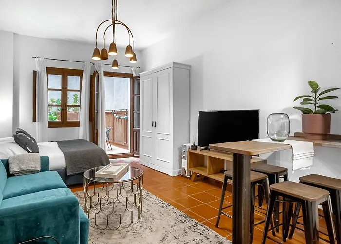 Limehome Calle Santa Ana Διαμέρισμα *