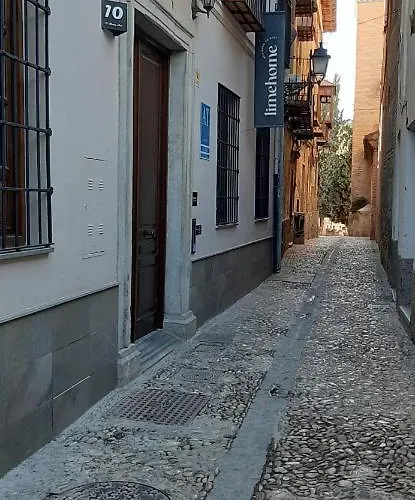 Limehome Calle Santa Ana Διαμέρισμα Γρανάδα