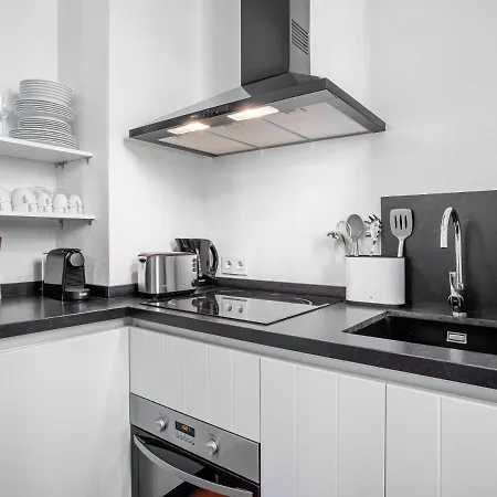 Limehome Calle Santa Ana شقة *
